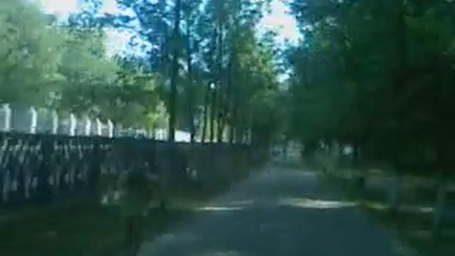 шлюха разгуливает по парку 2 смотреть онлайн