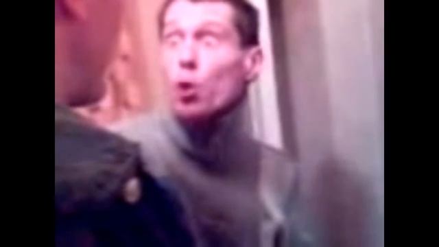 ДВЕРЬ МНЕ ЗАПИЛИ! смотреть онлайн