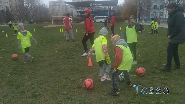 Сашка и футбол. Фестиваль развлекательного футбола в Приднестровье. смотреть онлайн