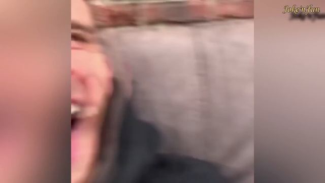 Scare Cam And Pranks. January 2021 #4 l Смешные испуги, приколы над людьми. Январь 2021 #4 смотреть онлайн
