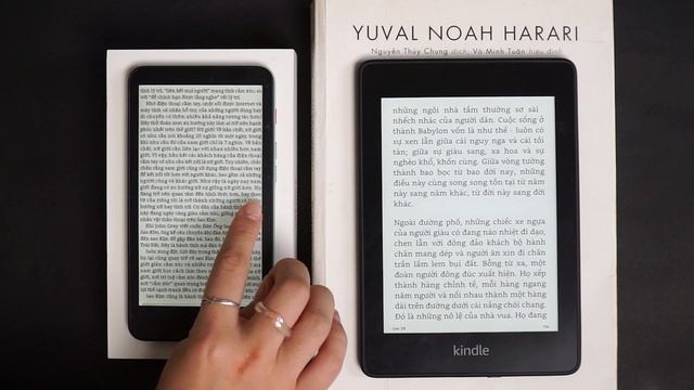 So Sánh Kindle Paperwhite Gen 4 Và Moaan Inkpalm 5 - Sự Cạnh Tranh Giữa Amazon Và Xiaomi