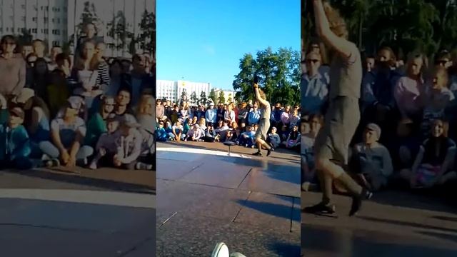 Театр -Альррегартон.Лье Концерто. смотреть онлайн