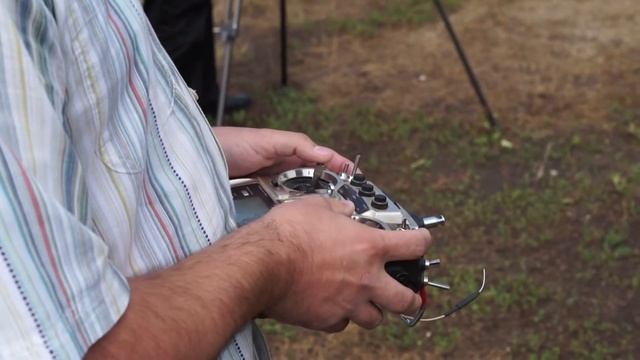 Показательные выступления авиамоделистов смотреть онлайн