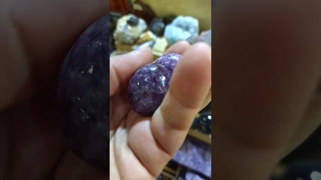 Коллекционные минералы.Картинки с выставки.Чароиты,лабрадор,обсидиан,Лепидолит и мн. другое смотреть онлайн