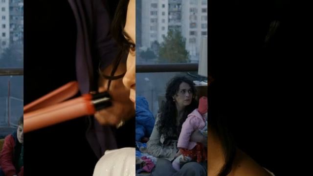 Кадры из фильма Улыбайся