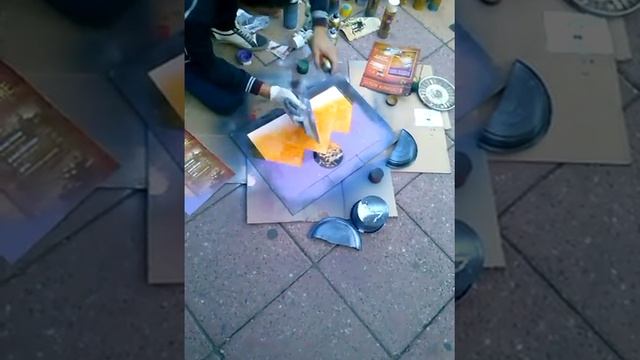 Парень рисует на Арбате!!!!!spray paint.г Алматы смотреть онлайн