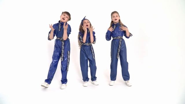Шоу-группа "KIDS.FM" - Красный Валерка смотреть онлайн