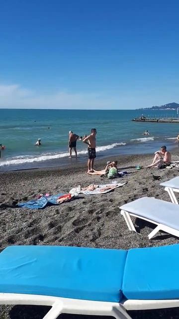 Сочи, Адлер 12.10.22г. После шторма. Чёрное море #shorts # Сочи #Адлер #черноеморе #осень смотреть онлайн