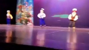 Limon.KG: Кыргызские дети танцуют кара-жорго International Children’s Festival, 22 мая 2016