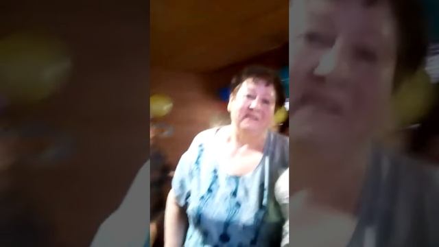 Юбилей у подруги смотреть онлайн