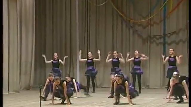 "Цей запальний рок-н-рол" Галичанки (2011) смотреть онлайн