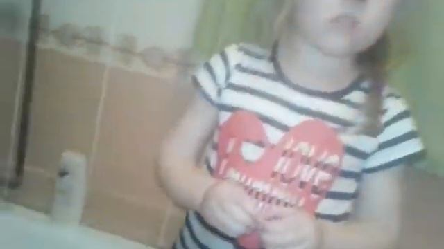 Бурлящий шар с сюрпризом прикольный подарок для мальчика и девочки смотреть онлайн