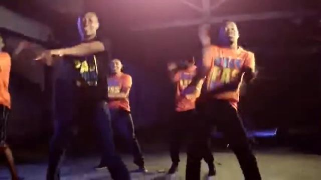 Soley Dancefloor - Cest pas la peine OFFICIAL VIDEO.avi смотреть онлайн