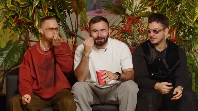 Лучшее из битв Янчика и Карена в шоу "Ха-Ха 3 раза" смотреть онлайн