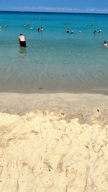 Пляж Ката Пхукет Таиланд (30.04.2025) смотреть онлайн