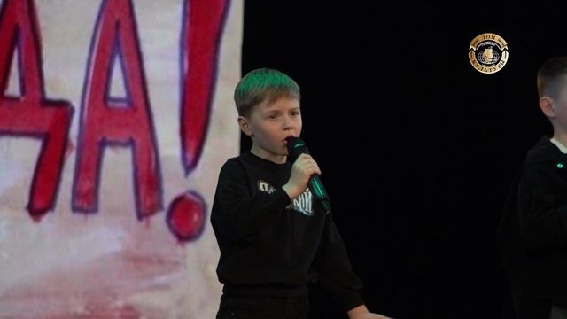 Песня из концерта Народной вокальной студии «Вероника». Русский парень смотреть онлайн