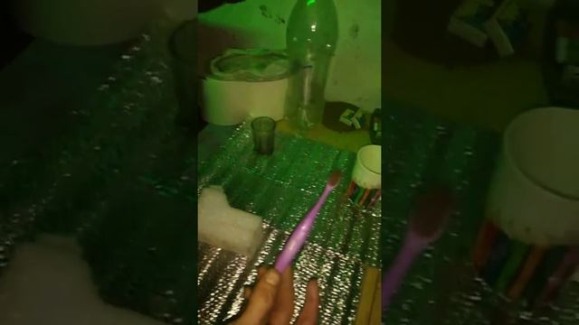 Зеленый Свет в Обед Зубная щетка смотреть онлайн