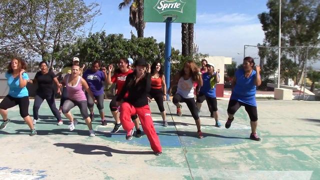 FIREBALL - zumba- Elsa смотреть онлайн
