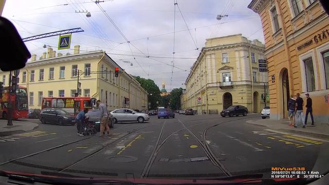 Яжмать на пешеходном переходе смотреть онлайн