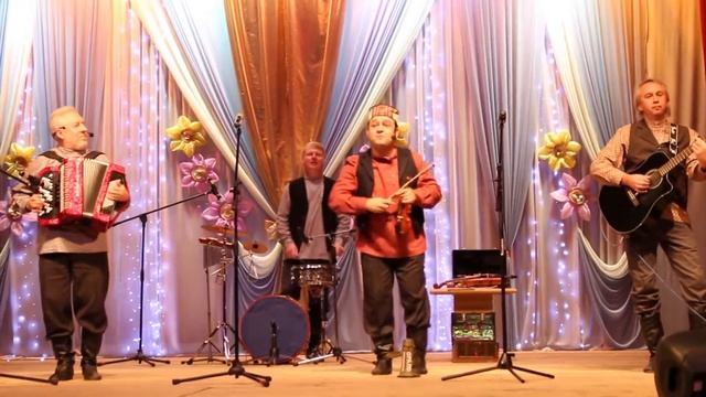 Народный ансамбль "Сундучок" Артак Арутюнян- патефончик смотреть онлайн