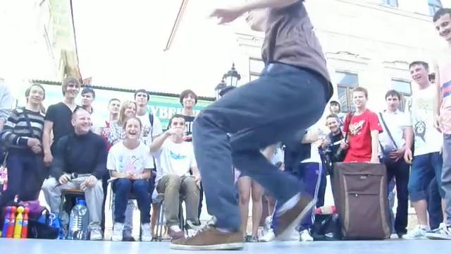ОриджиналПипл вс ЭкшнМэны