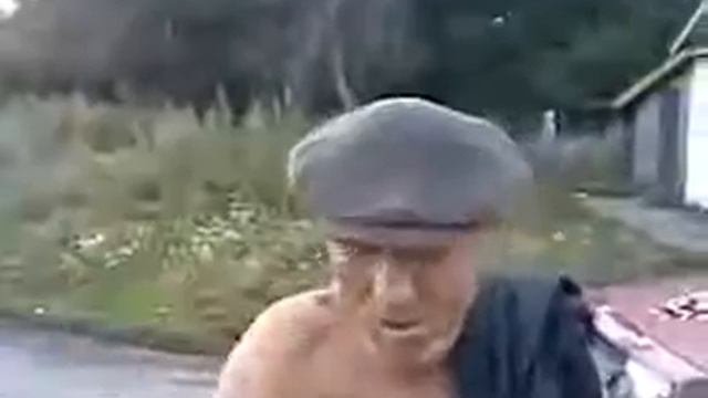 Я футбольный мячик, я потерянный[ если ты не знаеш мати ета видео тебе падгодет] смотреть онлайн