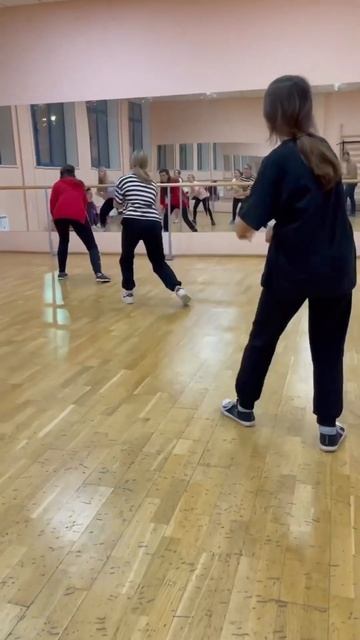 Хип-хоп в Домодедово (уличные танцы) смотреть онлайн