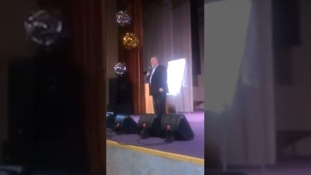 В Ульяновск приехал профессор, который 35 лет не пьет смотреть онлайн