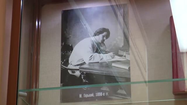 Экскурсия по комплексной выставке изданий 