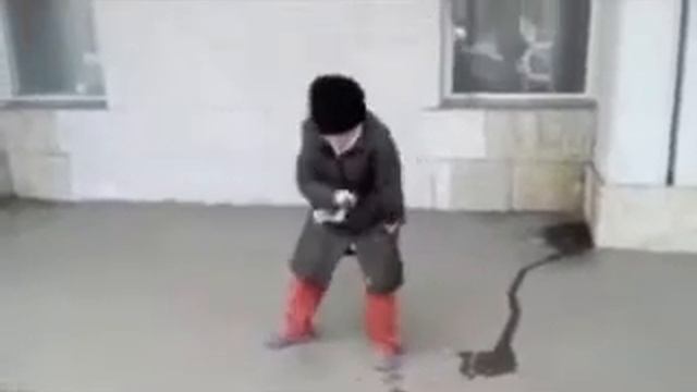 Бабку вштырило от снюса смотреть онлайн