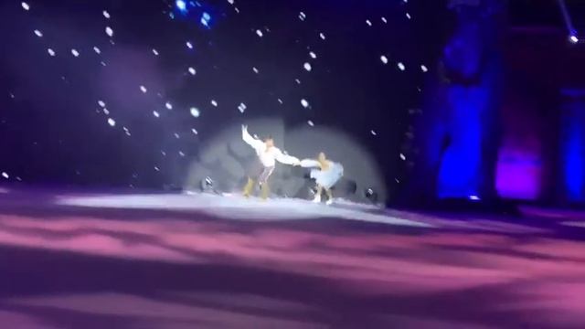 Выброс от Аделины Сотниковой и Алексея Рогонова