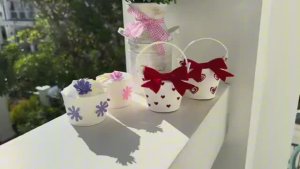 своими руками упаковка подарка из бумажных стаканчиков 🩷💜🩷