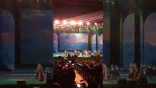 Кремлевский дворец,концерт ко дню матери,ансамбль асса и шарип умханов