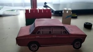 сборка и краш-тест машины из бумаги