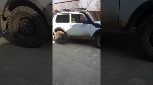 нива плавают обороты на ходу