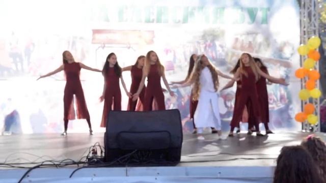 Балет "Кадифе" гр. Елена - Ангел смотреть онлайн