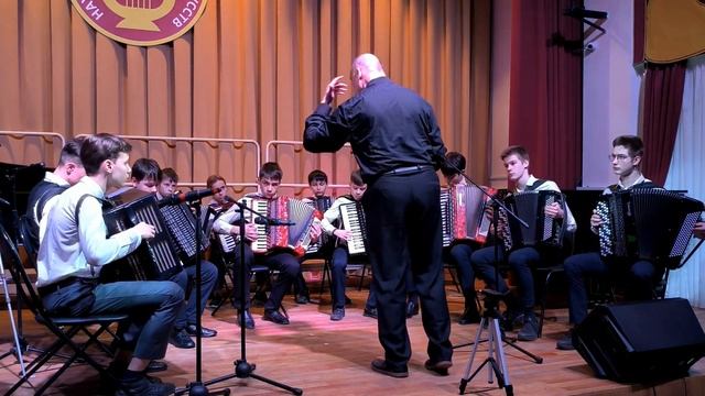 19.И.С. Бах - «Ария» из третьей оркестровой сюиты Ре мажор. Исп. ансамбль баянистов и аккордеонисто