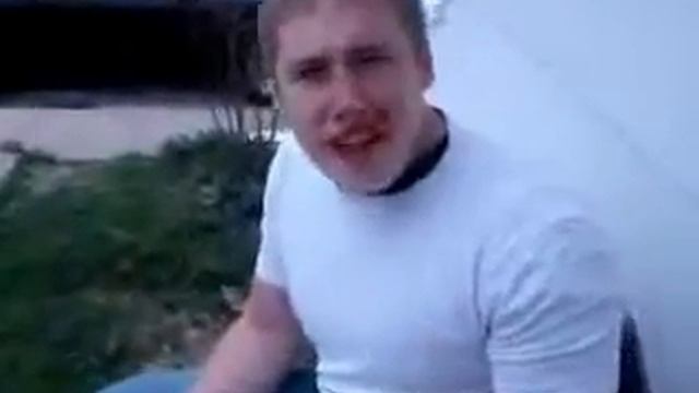 Девушка прикоЛОЛась над парнем1 смотреть онлайн