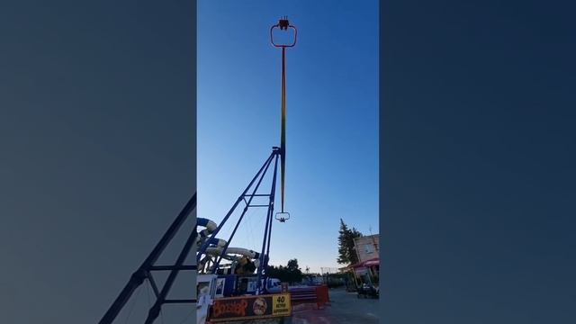 Анапа аттракцион "Бустер" смотреть онлайн