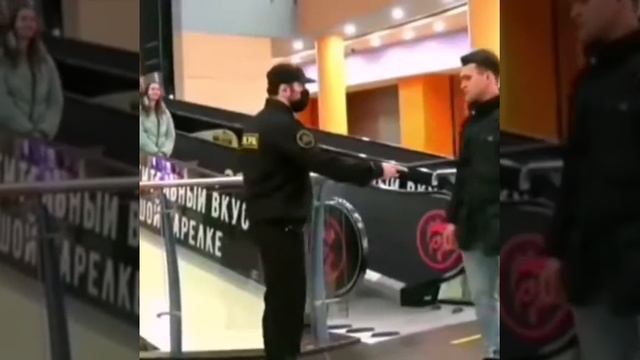 Прикол на 1 апреля :маску одел!!. смотреть онлайн