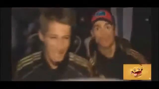 УХ ТЫ! Лучшие футбольные приколы Cristiano Ronaldo Messi Ibrahimovic futbol'nye prikoly 2016 смотреть онлайн