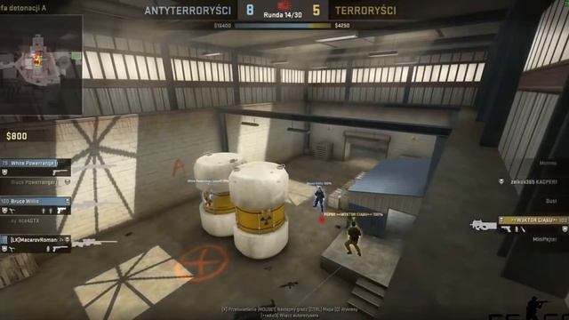 10 СМЕШНЫХ ГЛЮКОВ И ПРИКОЛОВ В ИГРАХ | ШкольникТВ смотреть онлайн