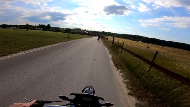 Go to lake on new Aprilia SX50 смотреть онлайн
