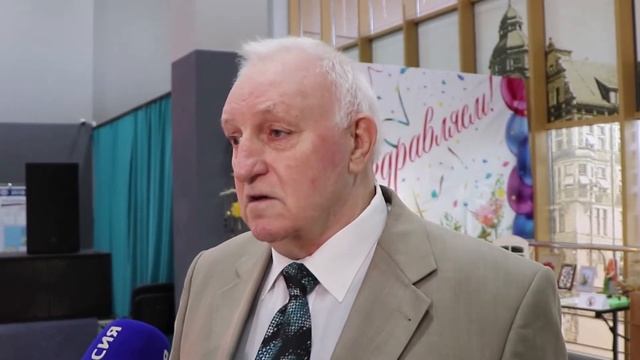 В Советске отметили День опытных и мудрых смотреть онлайн