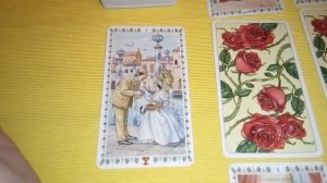 Расклад каприз судьбы на Романтическом Таро.