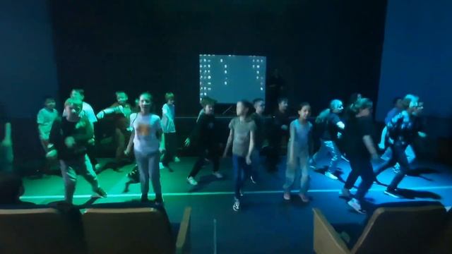 Выпускной Матвея из начальной школы смотреть онлайн