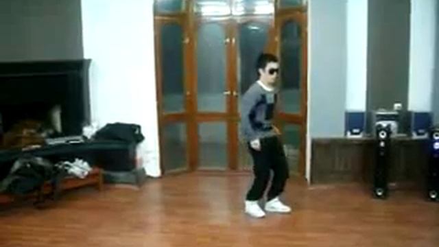 Робот стайл.flv