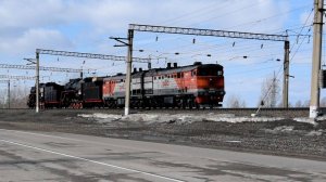 Тепловоз 2ТЭ10М-2360 с паровозами Л-3626 и Л-5110. Звук 10Д100.