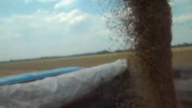 Уборка 2013, Дроннингборг Д1250 ( 2 ) смотреть онлайн