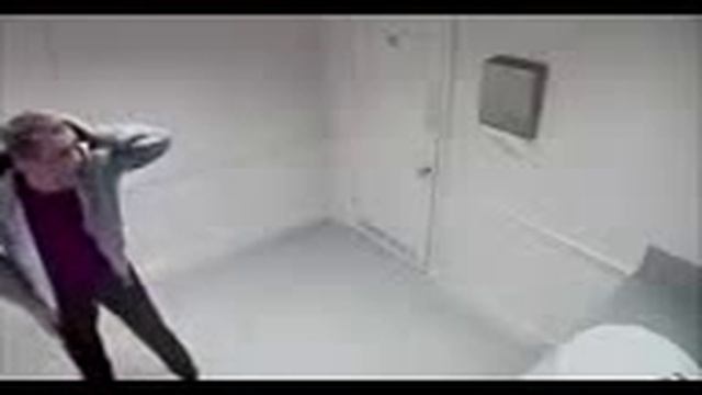 Прикол. Розыгрыш с зеркалом в туалете бара